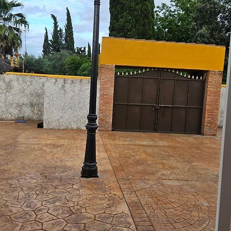 Chalet El Campillo Seville Exterior photo